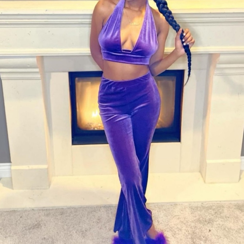 Fashion Nova Velvet purple 2 Piece